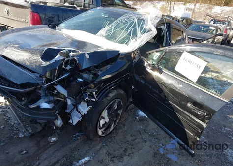 2025 Subaru Crosstrek Limited из США, поврежденный, VIN 4S4GUHM64S3713612